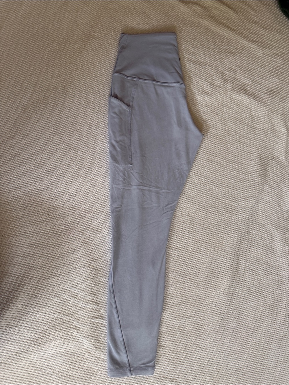 Lululemon Light blue Align Leggings, double lined with pockets